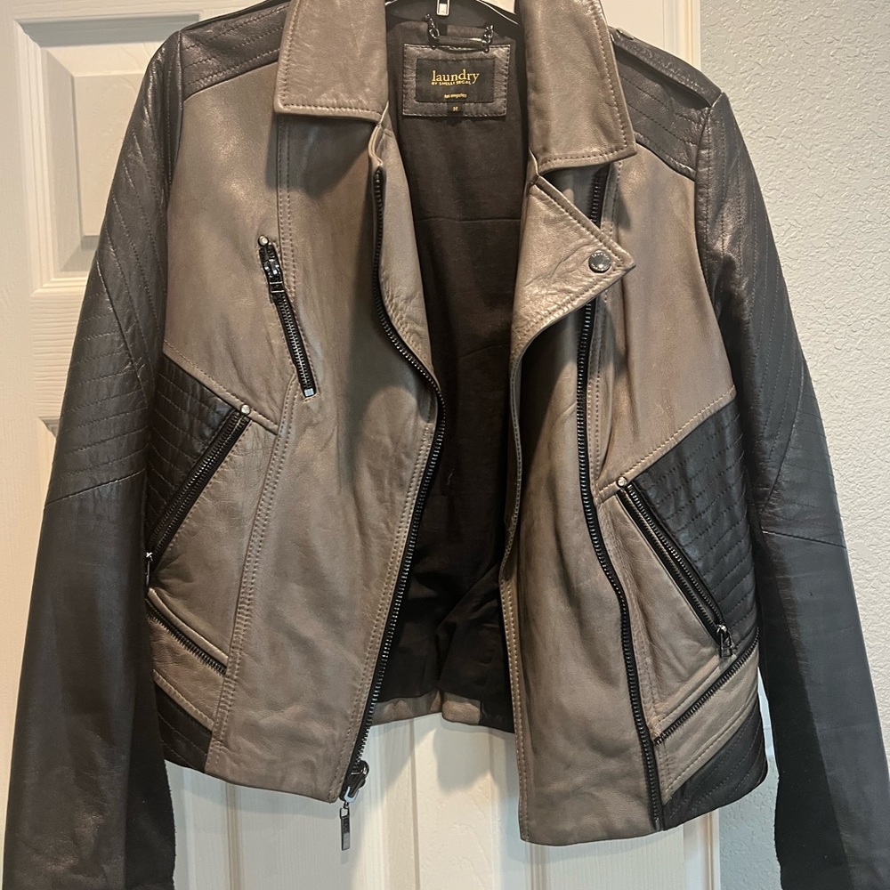 Laundry By Shelli Segal Women's Black and Gray Leather Jacket